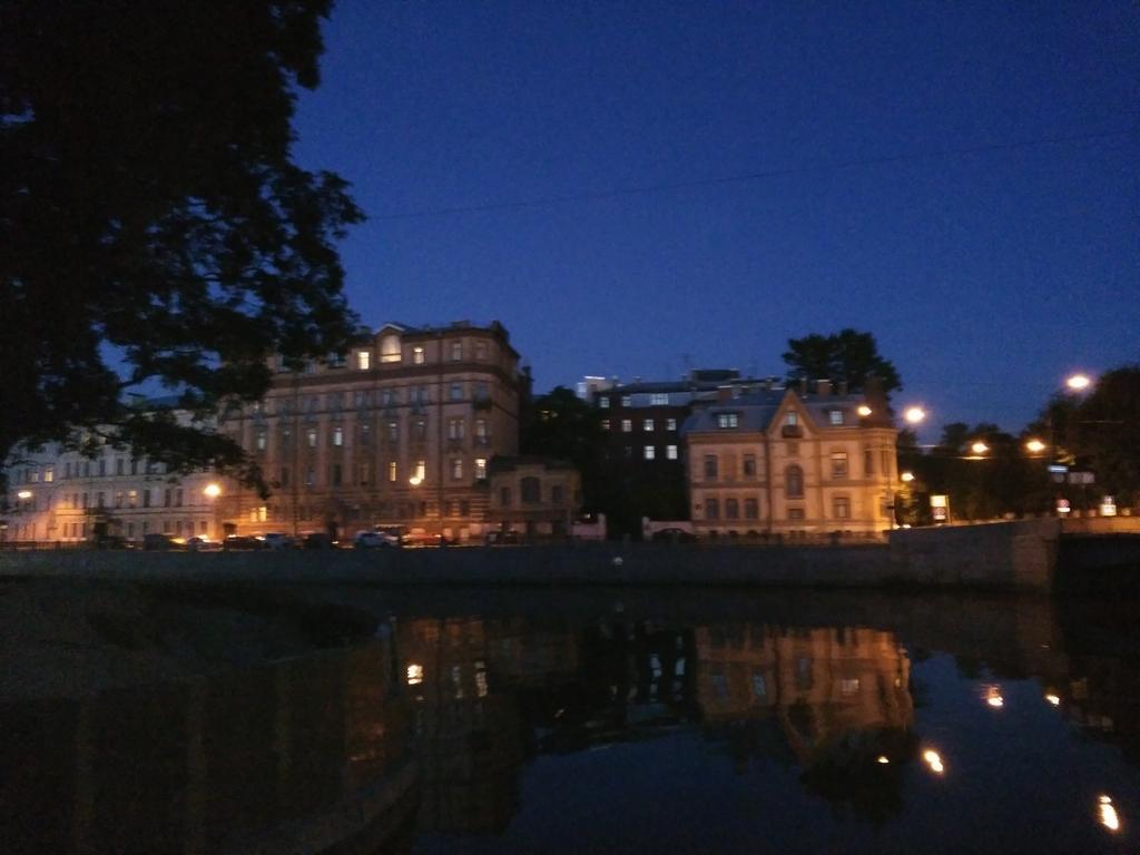 Charming St. Petersburg Apartment Εξωτερικό φωτογραφία